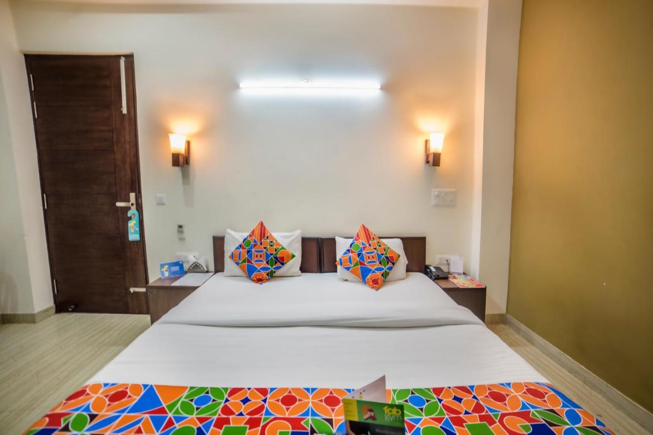 Fabhotel Mannat Residency Sec 52 Gurgaon Exterior photo