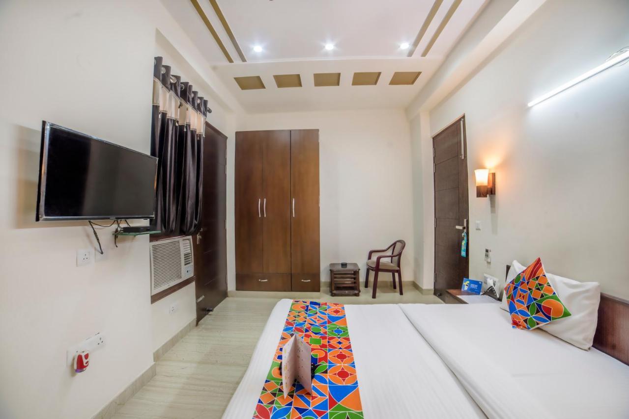 Fabhotel Mannat Residency Sec 52 Gurgaon Exterior photo