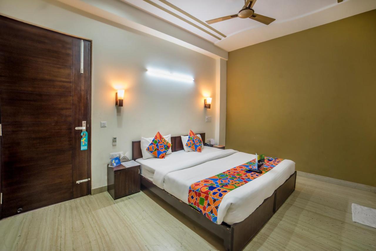 Fabhotel Mannat Residency Sec 52 Gurgaon Exterior photo